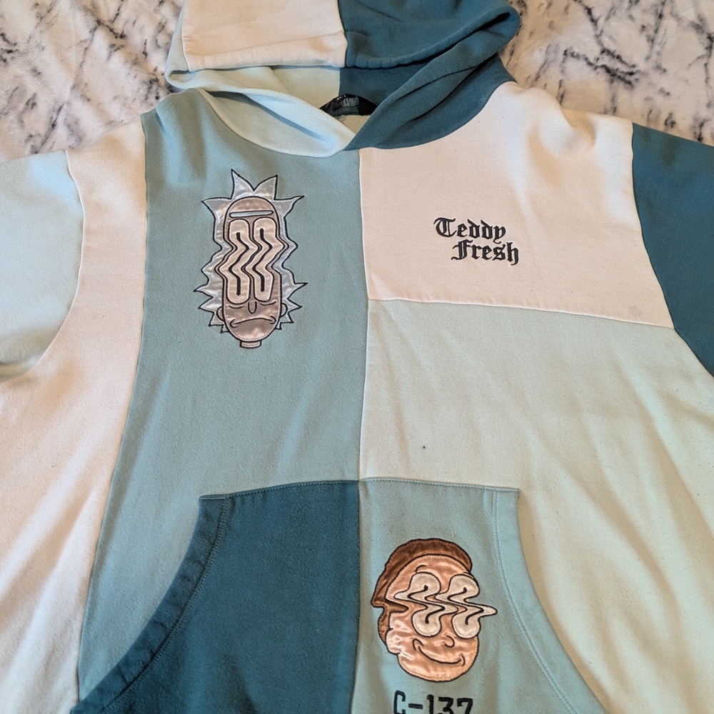 Teddy Fresh X Rick And Morty Patchwork Meeseeks Pullover Hoodie XL